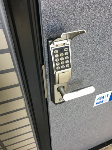 アネックスＹの玄関