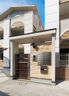 【エントランス】 | ラ・フェスタ豊津 | エントランス★