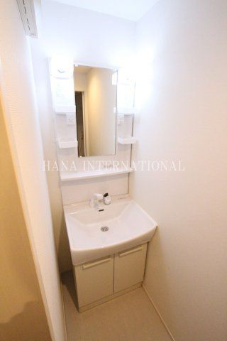 リブリ・国立の洗面所