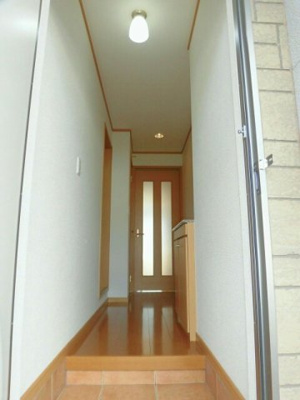 【玄関】 | コメコメ・ハウス | 落ち着いた玄関です