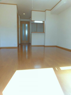 【居間・リビング】 | コメコメ・ハウス | 中はこのようになっています