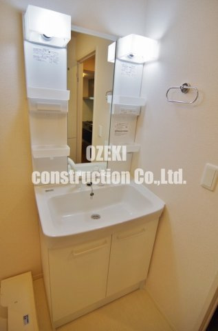 メゾンフォーレの独立洗面台