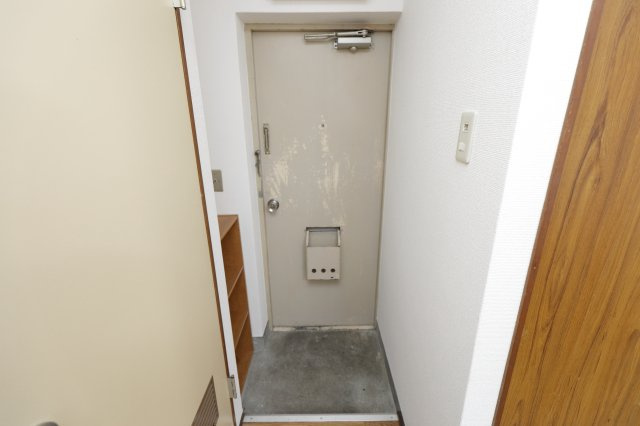 小岩テラスの玄関