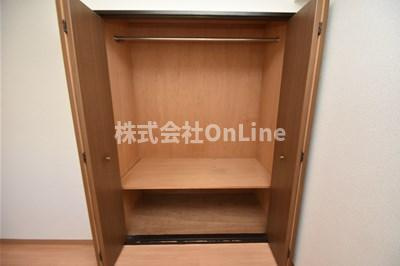 八尾市恩智北町２丁目の賃貸マンションの収納