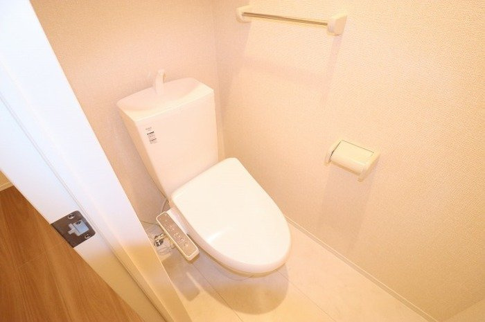 ムーンリバー B棟のトイレ