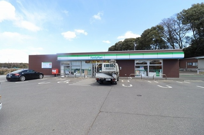 ムーンリバー A棟の周辺|ファミリーマート松戸幸田店（505ｍ）
