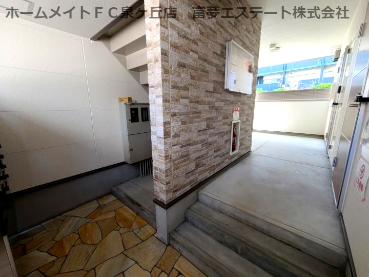 フジパレス泉大津駅西のロビー