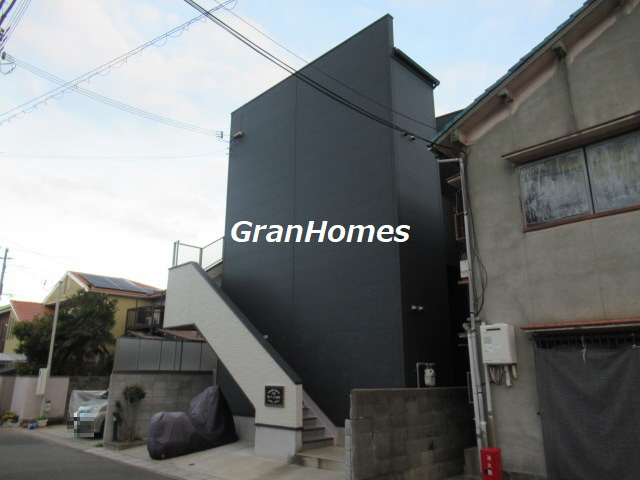 クレアージュ山手の外観