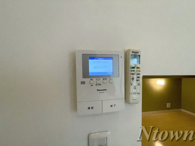 【セキュリティ】 | サンエイブリッジⅡ | モニター付きインターフォンです