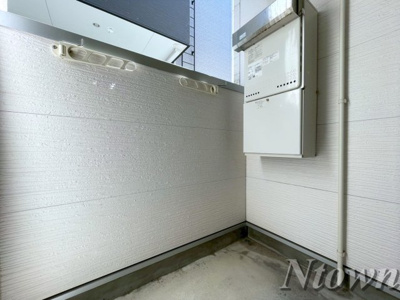 【バルコニー】 | サンエイブリッジⅡ | お洗濯にも便利なバルコニー付き