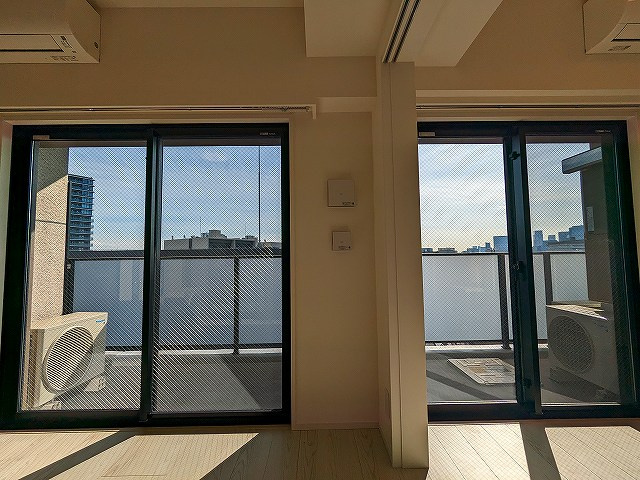 Urbanex KURAMAE RESIDENCEの設備|14Fバルコニー、南向きワイドバルコニー、上層階はバルコニーからスカイツリー、隅田川花火見えます