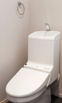 【トイレ】 | CASA MICHIZUKA(カーサ ミチヅカ)  | 同一仕様写真　温水洗浄便座☆