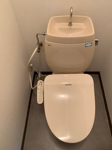 クレマティースレジデンス松島のトイレ