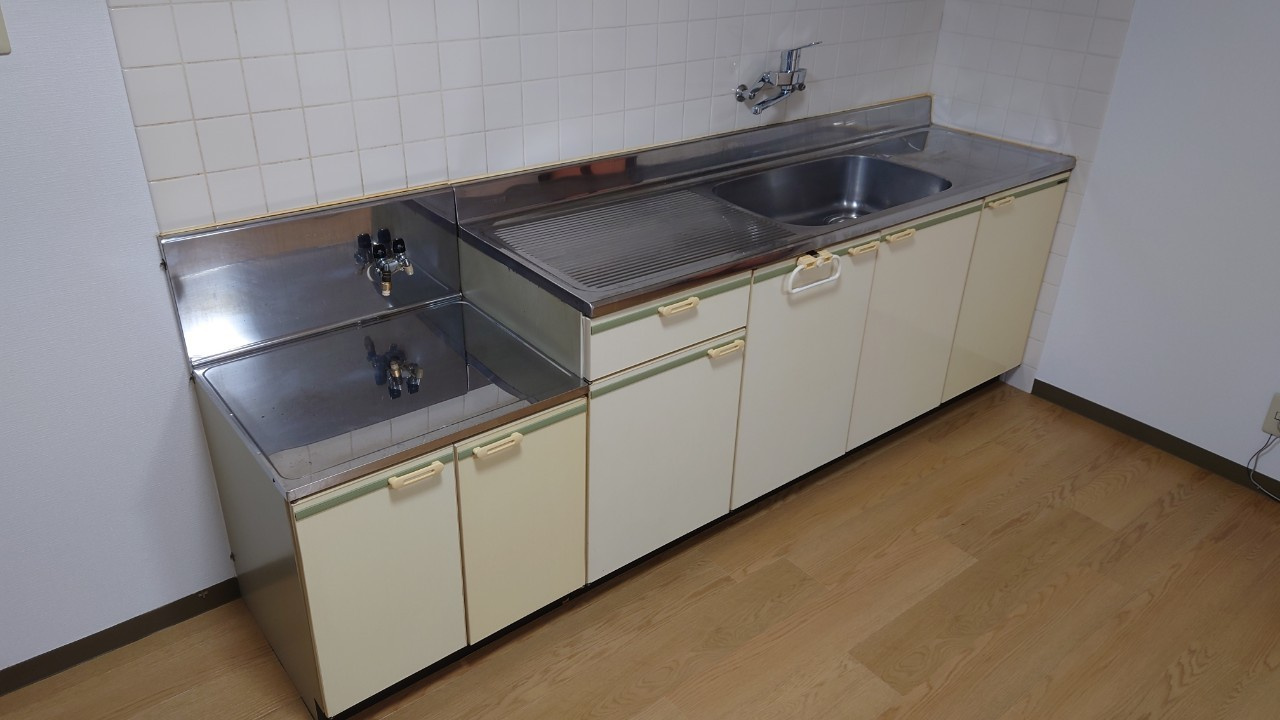 クレマティースレジデンス松島のキッチン