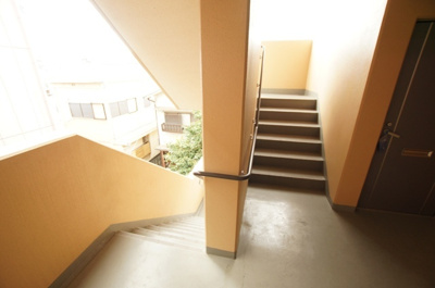 【その他共用部分】 | 翔吉野 | 敷地内の階段です