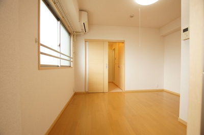 【居間・リビング】 | 翔吉野 | きれいなお部屋です