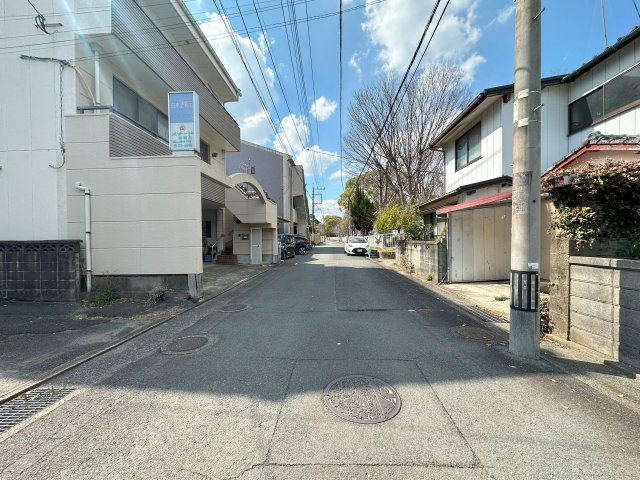 日ノ出町土地の前面道路含む現地写真