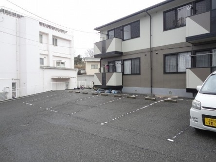 アビタシオンの駐車場