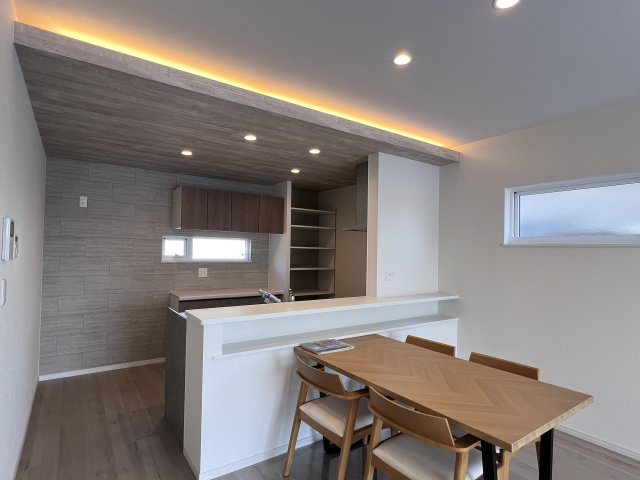 【居間・リビング】 | 南国市田村乙