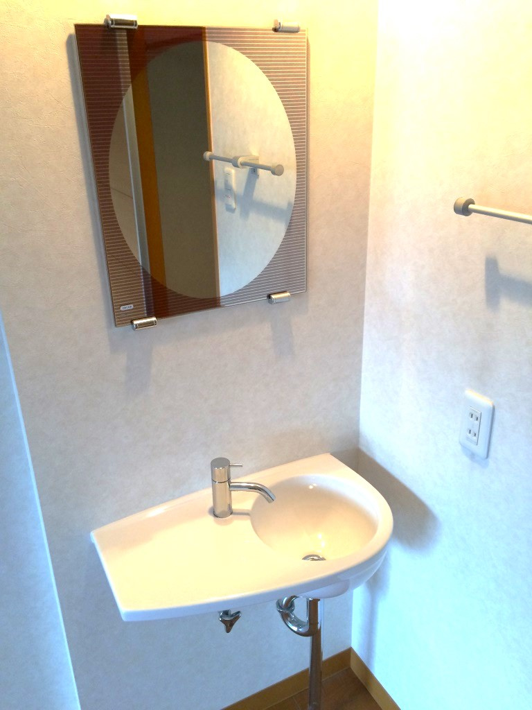 イーストアベニューの洗面所