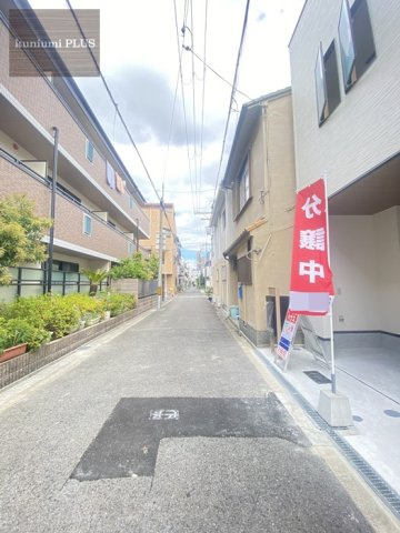 大阪市城東区東中浜3丁目の前面道路含む現地写真