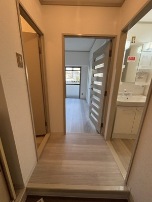 【玄関】 | ドムール四条畷