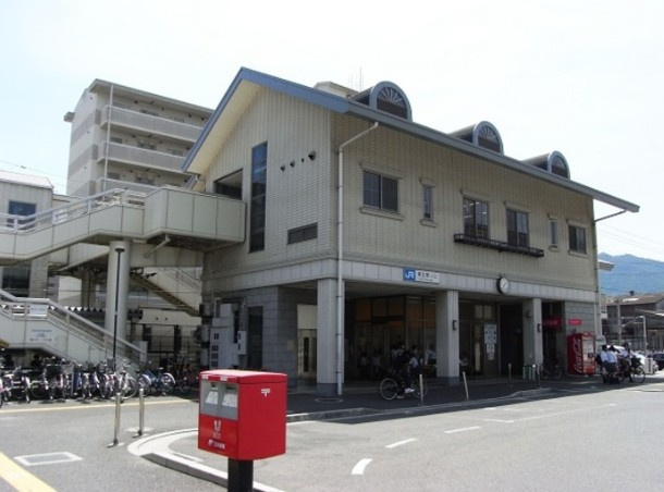 ペルル新広の周辺