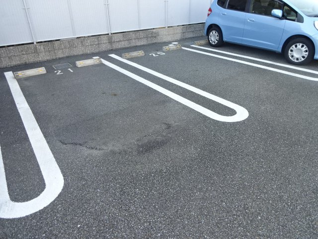 ラフォーレ広畑の駐車場
