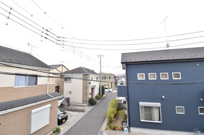【展望】 | 越谷市袋山　中古戸建 | 景色を遮るものがないと、陽の光を長い時間浴びられます。空気も澄んでいるように感じますね。