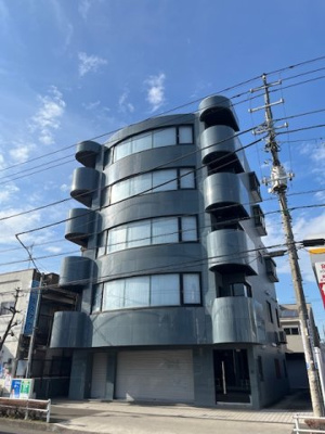 【外観】 | スズタカビル | 外はこのようになっています