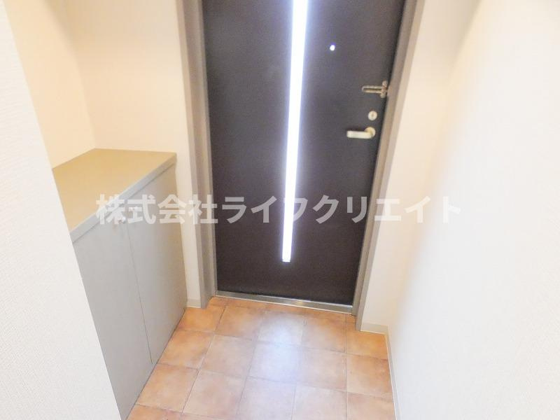 グランシェール豊田の玄関