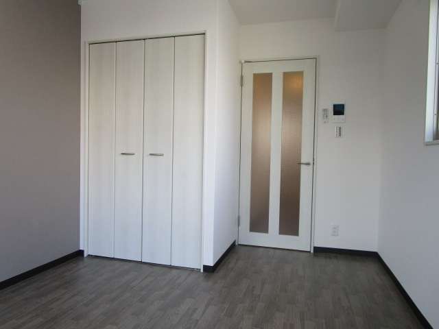 大阪市淀川区十三元今里２丁目の賃貸マンションの洋室