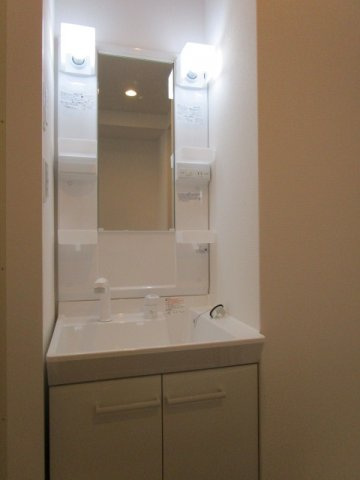 大阪市淀川区十三元今里２丁目の賃貸マンションの独立洗面台