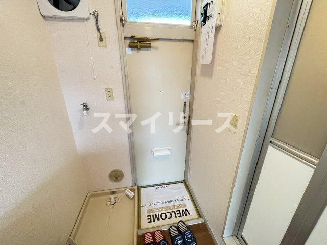 グリーンプラザBの玄関