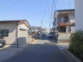 【前面道路含む現地写真】