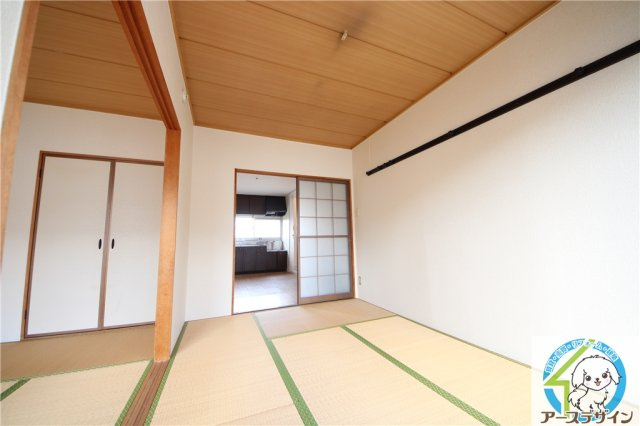 王塚公園ハイツの和室