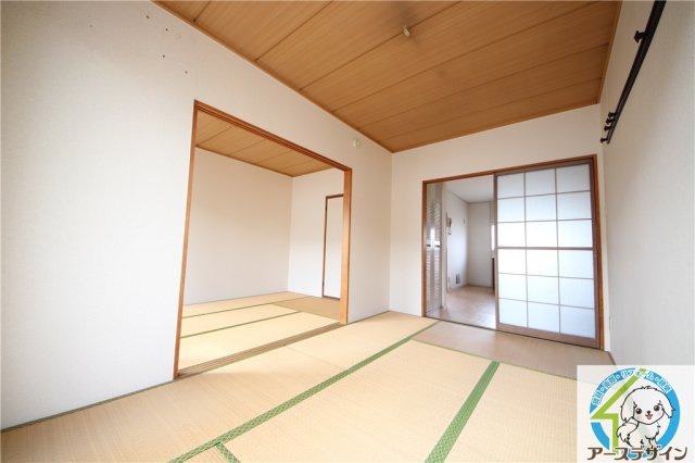 王塚公園ハイツの居間・リビング