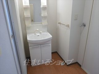 シャトルあすか　Ｂの洗面所|シャンプードレッサー