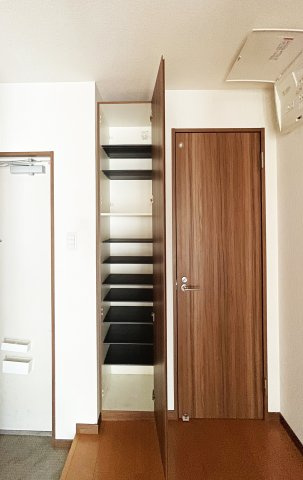 チェスターコート南佐古の収納