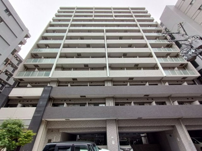 【外観】 | エスリード新大阪レジデンス | シンプルで高級感のある外観です。