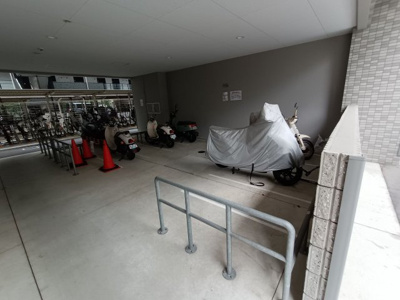 【その他共用部分】 | エスリード新大阪レジデンス | バイク置き場です。