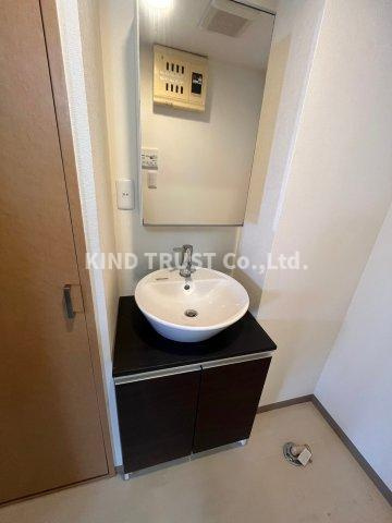 DURの洗面所|忙しい朝には欠かせない洗面所です