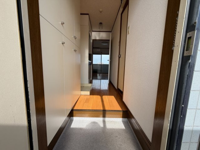 【玄関】 | スズタカビル