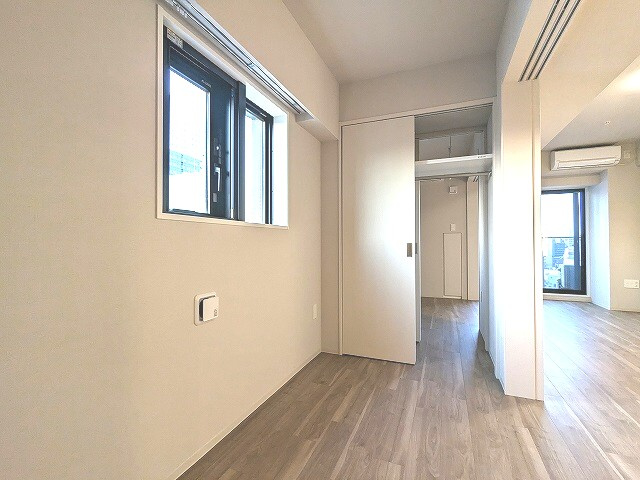 ONE ROOF RESIDENCE上野御徒町の設備|3.2帖洋室、エアコン3台付、インターネット無料