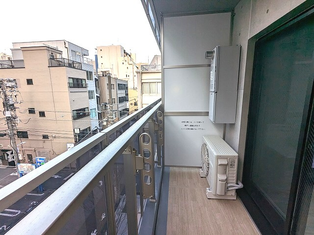 ONE ROOF RESIDENCE上野御徒町の設備|4Fバルコニー