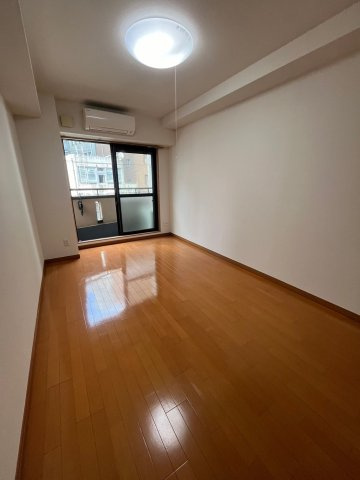 ドムール天満の居間・リビング