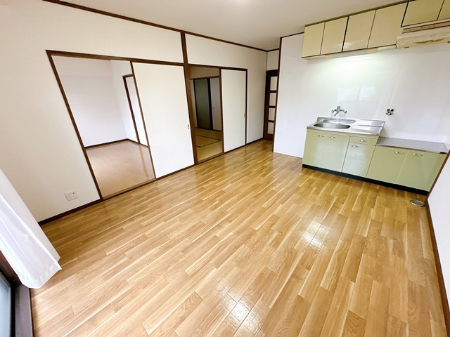 【居間・リビング】 | ロイヤルハイツ千里