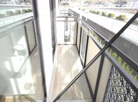 プレミール慶のバルコニー