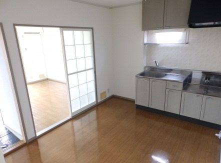 プレミール慶の居間・リビング