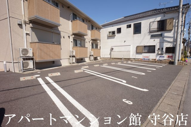マインツァー・ホーフの駐車場